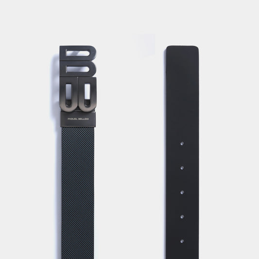 Cinturón grabado en piel de vacuno