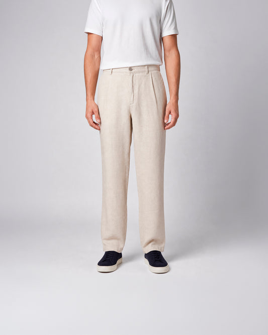 Pantalón chino con pinzas 100% lino